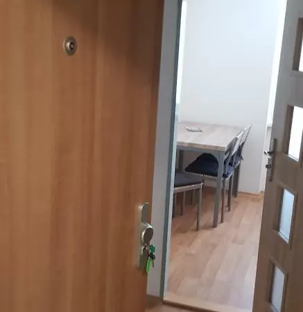 Skolni Гостевой дом Хомутов